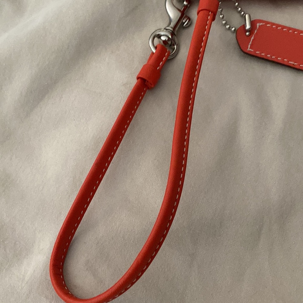 Coach Signature Red Jacquard Corner Zip Card Holder Wristlet - Picture 5 of 8